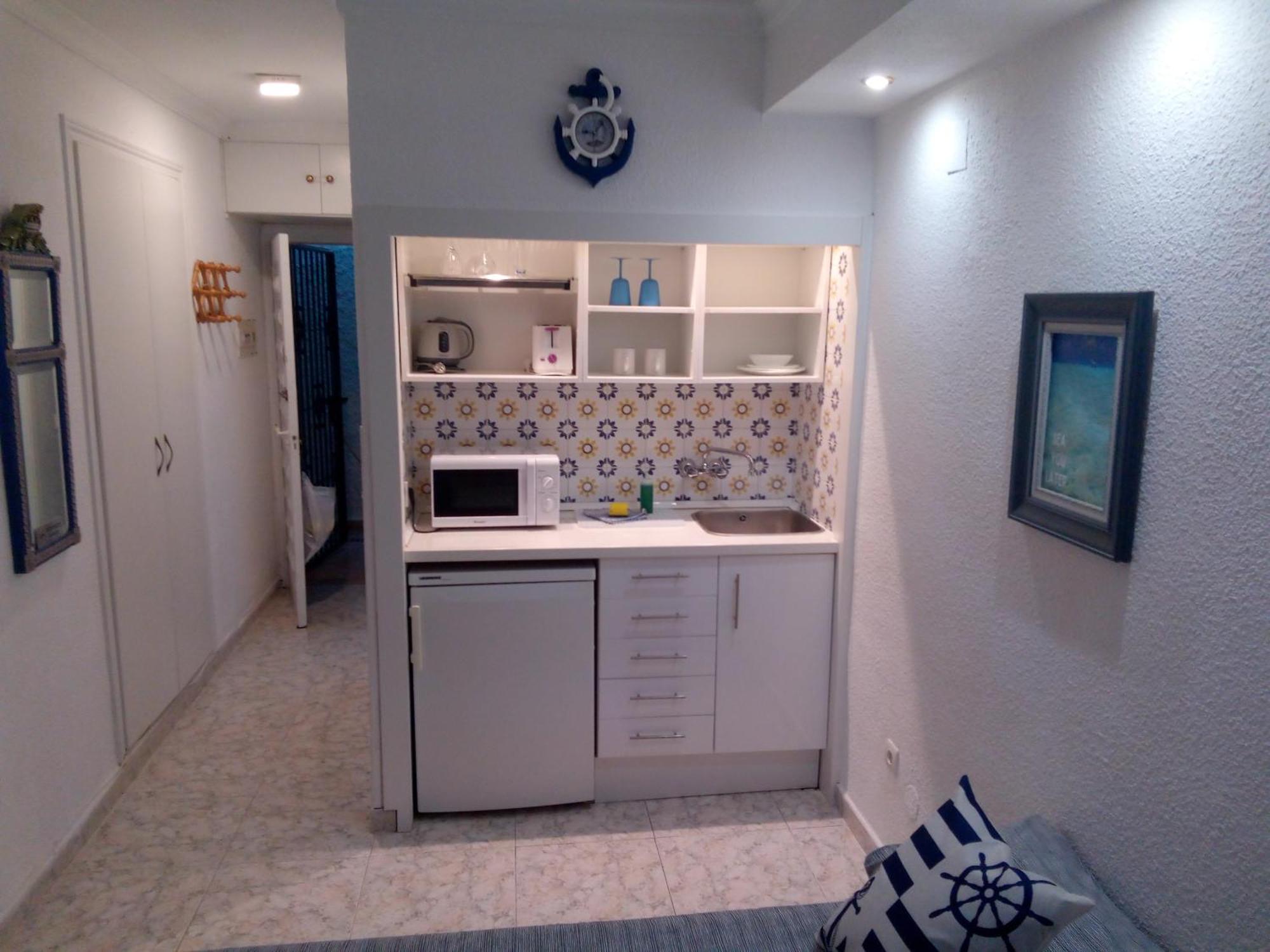 Los Cisnes Beach Studio 100M Playa Apartman Benalmádena Kültér fotó