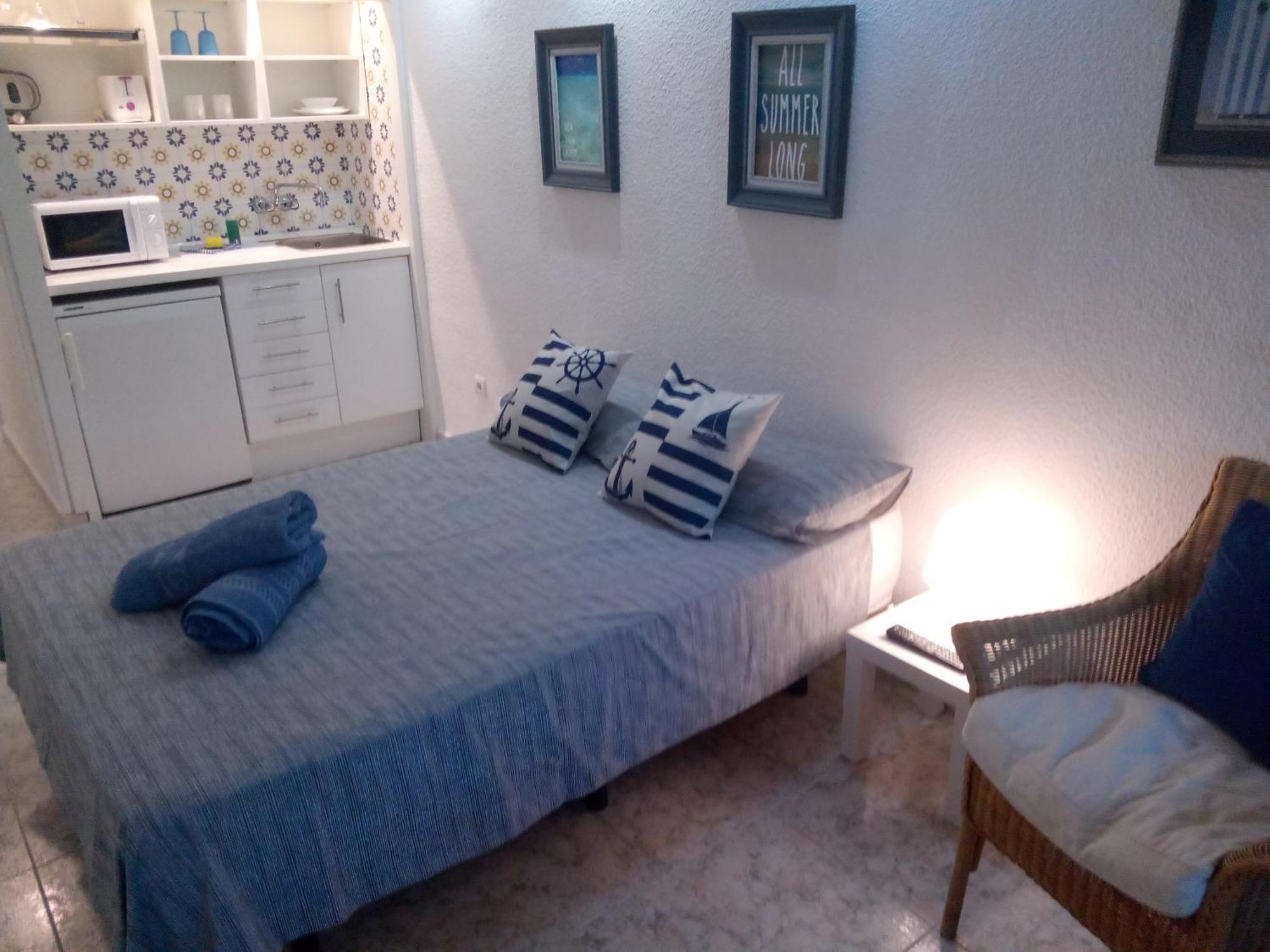 Los Cisnes Beach Studio 100M Playa Apartman Benalmádena Kültér fotó